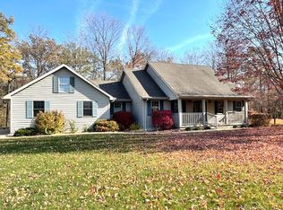 9072 Us Route 150 Rd, Oakwood, IL 61858