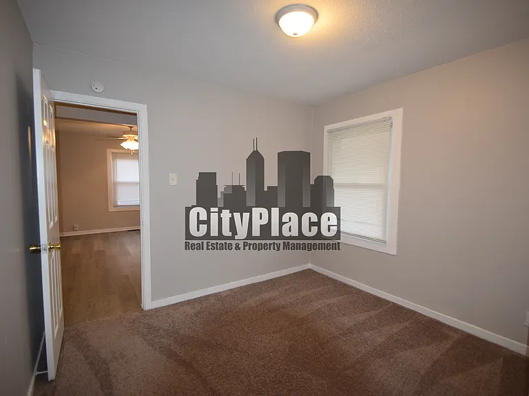137 S Catherwood Ave — Photo 13