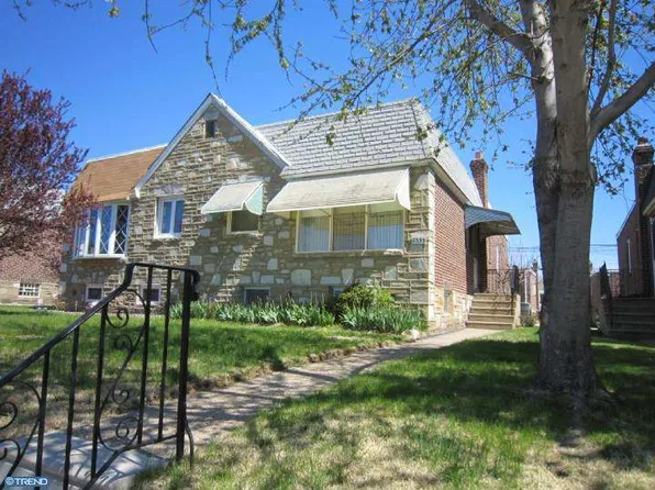 2339 Emerson St, Philadelphia, PA 19152