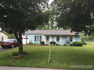 415 Williamsburg Rd, Utica, NY 13502