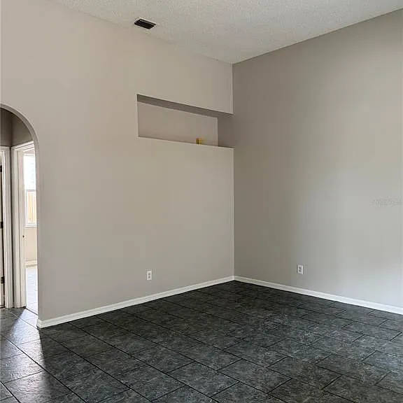 919 Grand Canyon Dr — Photo 4