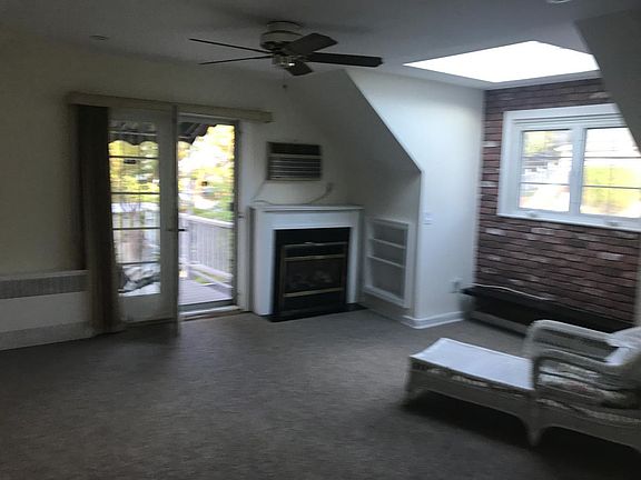 5th image of 107 Cook Ave