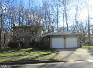 10010 Wards Grove Cir, Burke, VA 22015