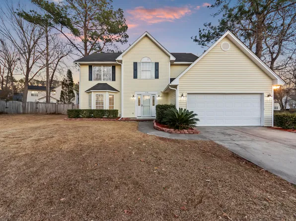 110 Bristol Ln, Goose Creek, SC 29445