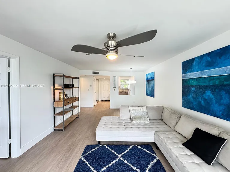 8300 Sunrise Lakes Blvd #212 — Photo 6