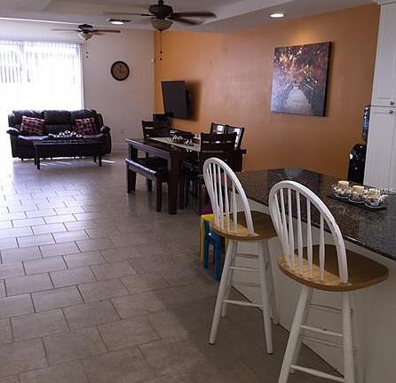 4th image of 608 Founders Dr