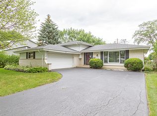 508 E Cunningham Dr, Palatine, IL 60074