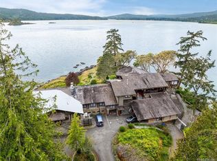 1424 Gillespie Rd, Capital, BC V9Z0Z3