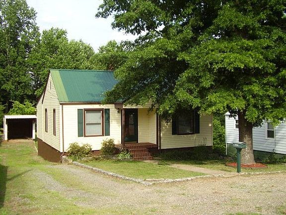 2nd image of 1523 Rivermont Hts