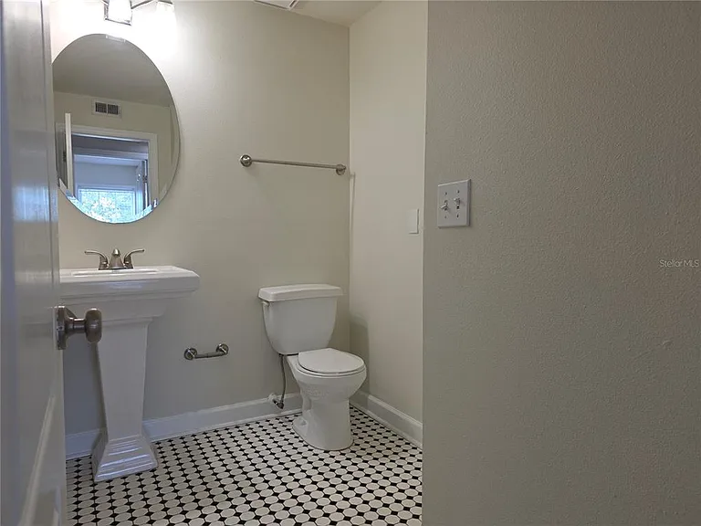 2031 Dixie Belle Dr #2031I — Photo 15