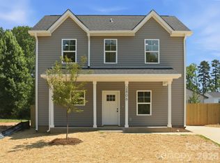 2806 Willow St, Charlotte, NC 28208