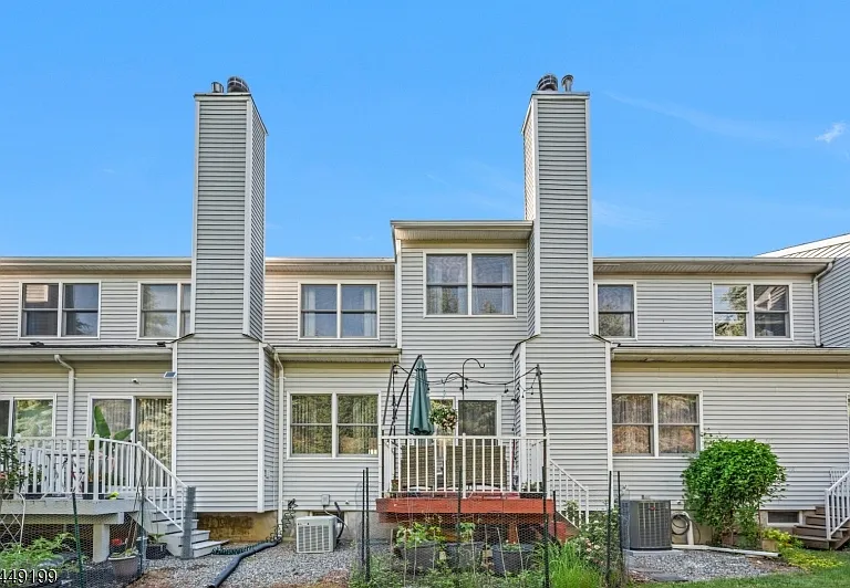 11 Wiley Ct — Photo 22