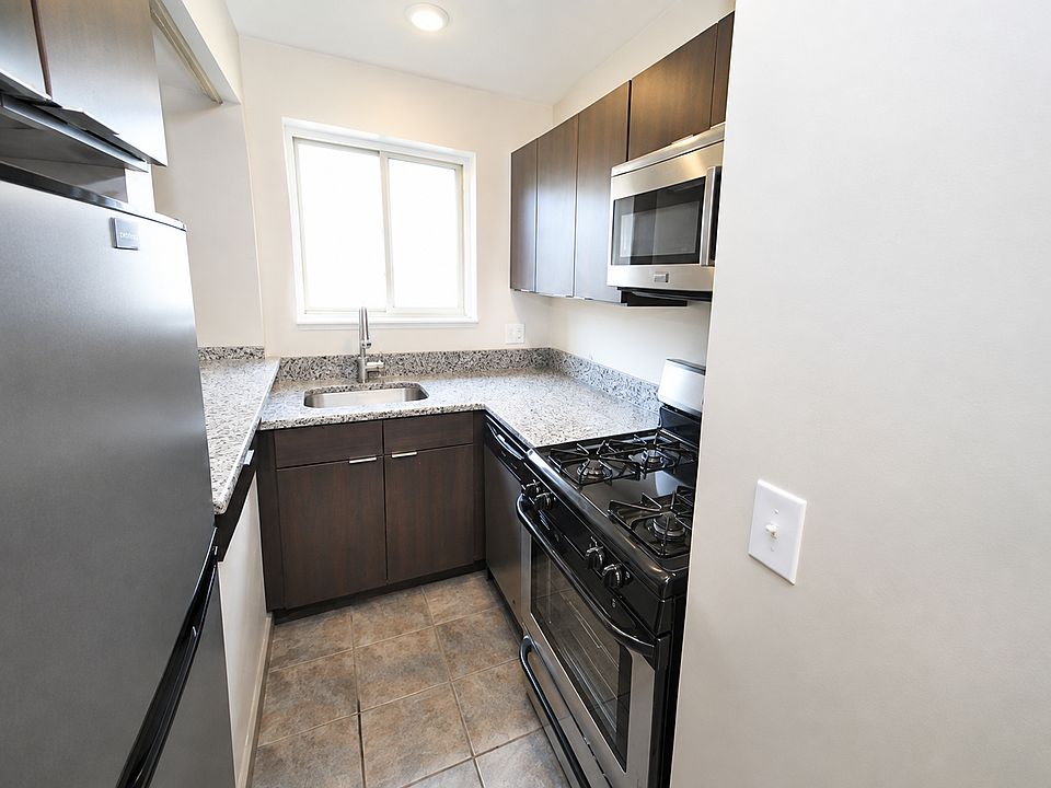 1st image of 817 Arch St APT 4