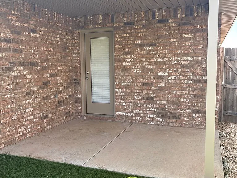 2125 Kirksey Ave — Photo 13