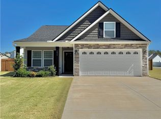1833 Rosalyn Dew Dr, Lyman, SC 29365