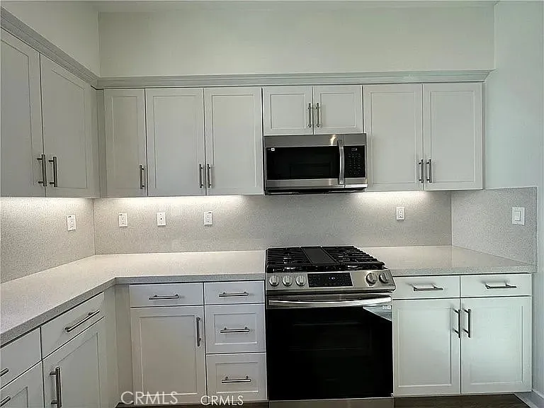2317 W Broadway #41 — Photo 4