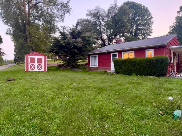 445 Rainbow Dr NE, Lancaster, OH 43130