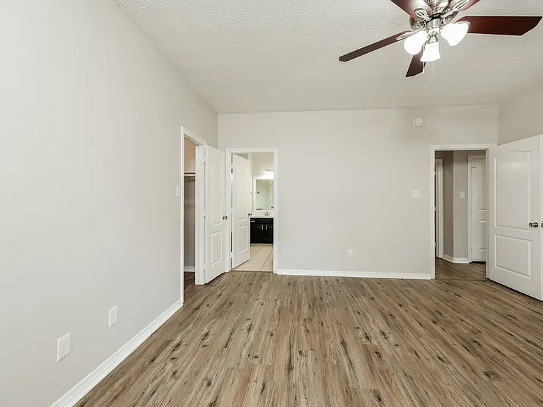 26118 Cypresswood Dr — Photo 10