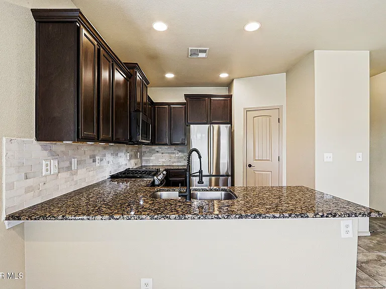 3144 Hidden Creek Dr — Photo 9