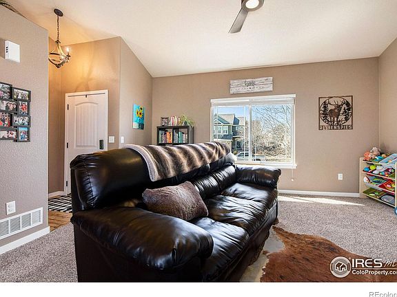 5th image of 427 Frontier Ln
