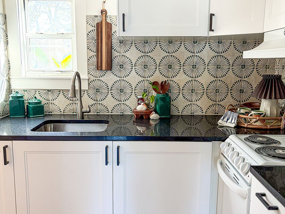 1st image of 5029 9th Ave S #2