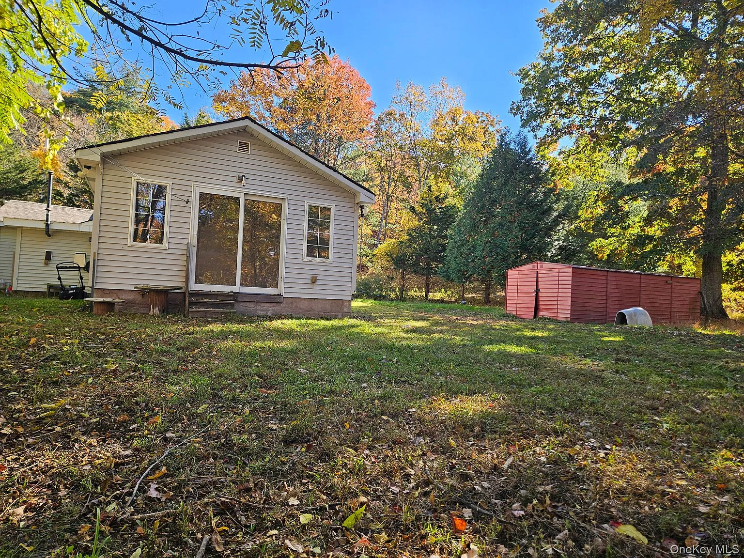 2 bed, 1.0 bath, 1041 sqft, $2,150 — Photo 3