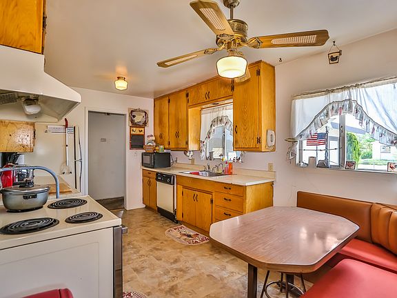 5th image of 2659 E Avenue Q6