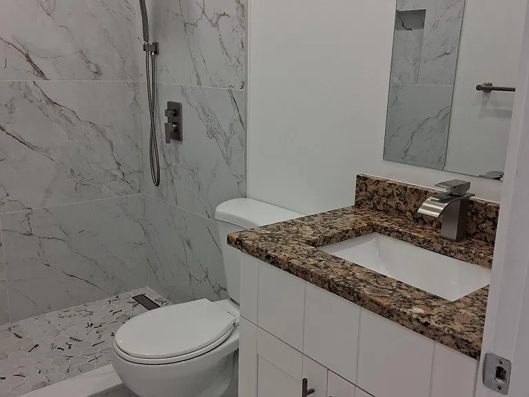 2100 Springdale Blvd #303 — Photo 2