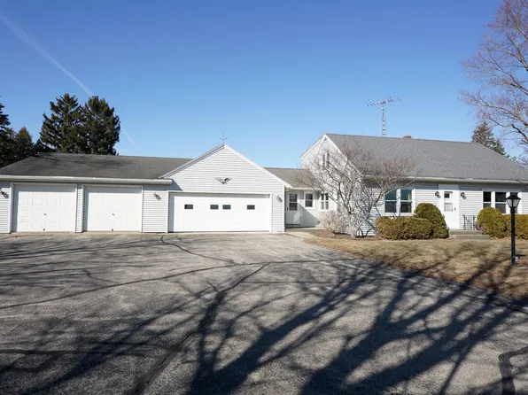 N4593 County Road P, Delavan, WI 53115