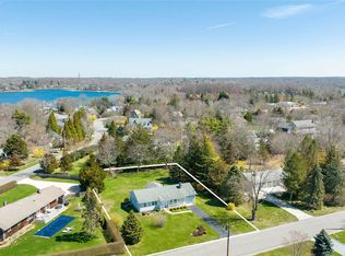 1 Worthy Way, Shelter Island, NY 11964