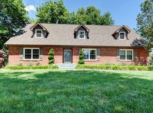 2415 E Edgewood St, Springfield, MO 65804