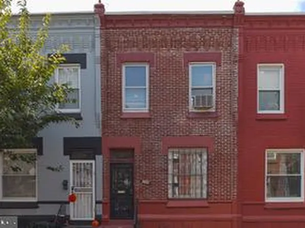 1732 Edgley St, Philadelphia, PA 19121