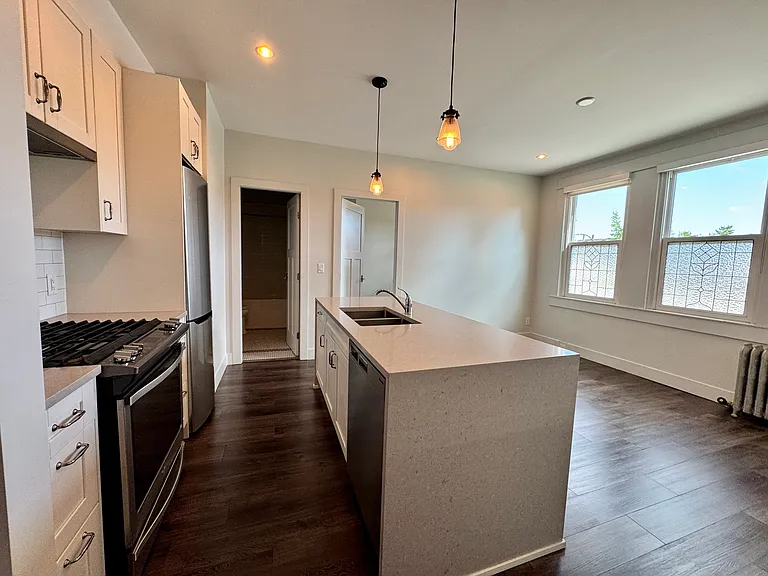 166 E 11th Ave #8 — Photo 51