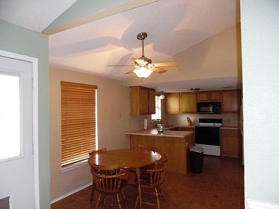 4th image of 4913 Mill Creek Trl
