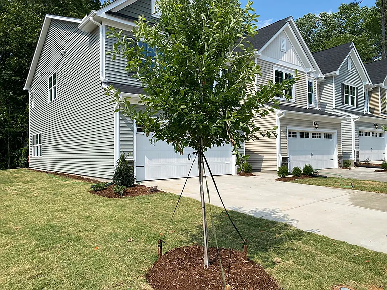 216 Hiking Hill Ln — Photo 4