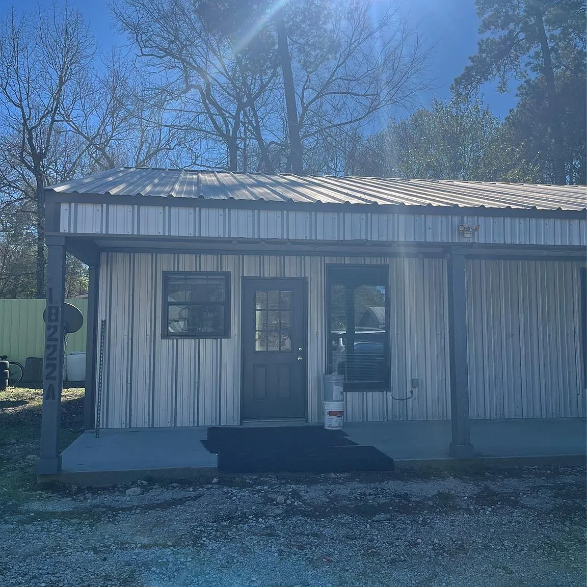 18222 Bonnie Alice Dr — Photo 1