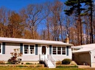 34 Mountain Rd, Raymond, NH 03077