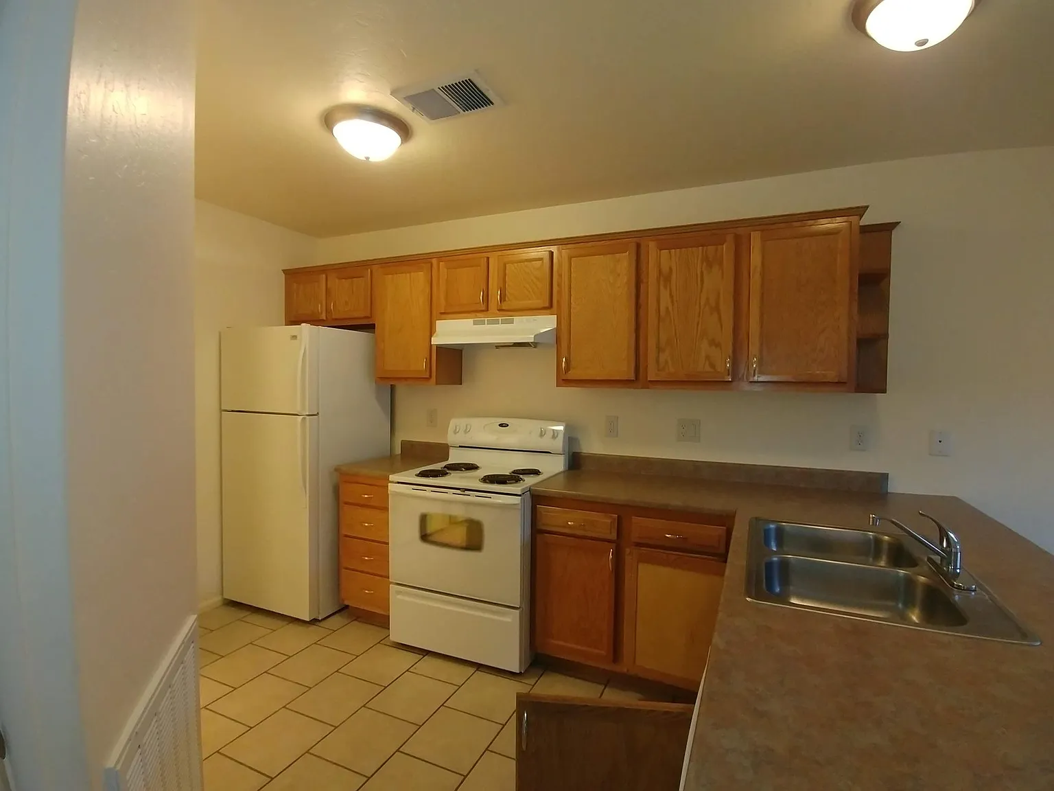 1 bed, 680 sqft, $1,400 — Photo 4