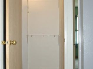 2016 Custer Ave, Rockford, IL 61103