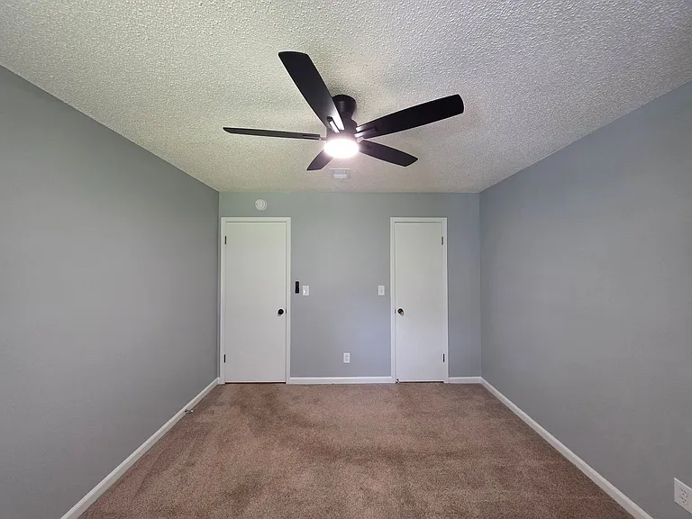 102 Park Place Dr — Photo 7