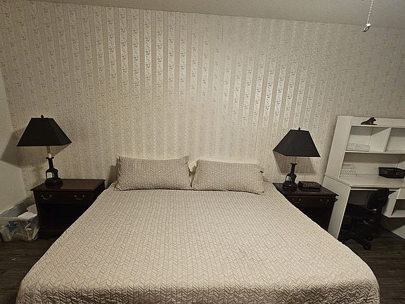 4th image of 2295 Americus Blvd E APT 21