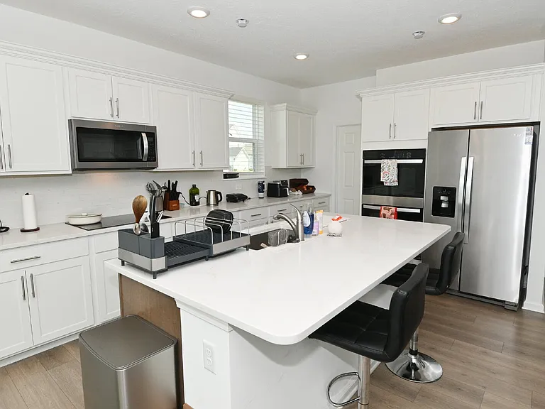 7348 Deerberg Dr — Photo 13