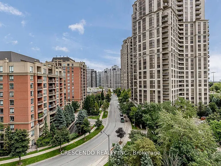 30 Harrison Garden Blvd #902 — Photo 13