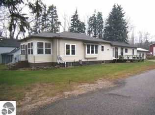 1215 Hall St, Frankfort, MI 49635
