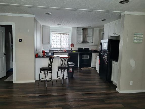 5th image of 9412 Polak Dr #263