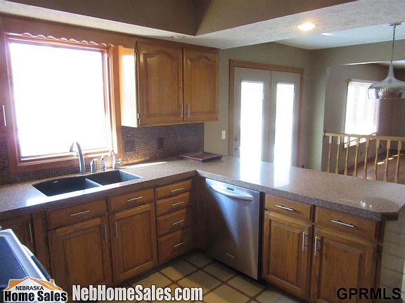 3rd image of 4011 S 82nd Street Cir