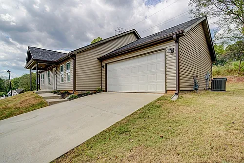 365 Half Rock Cir Photo 1