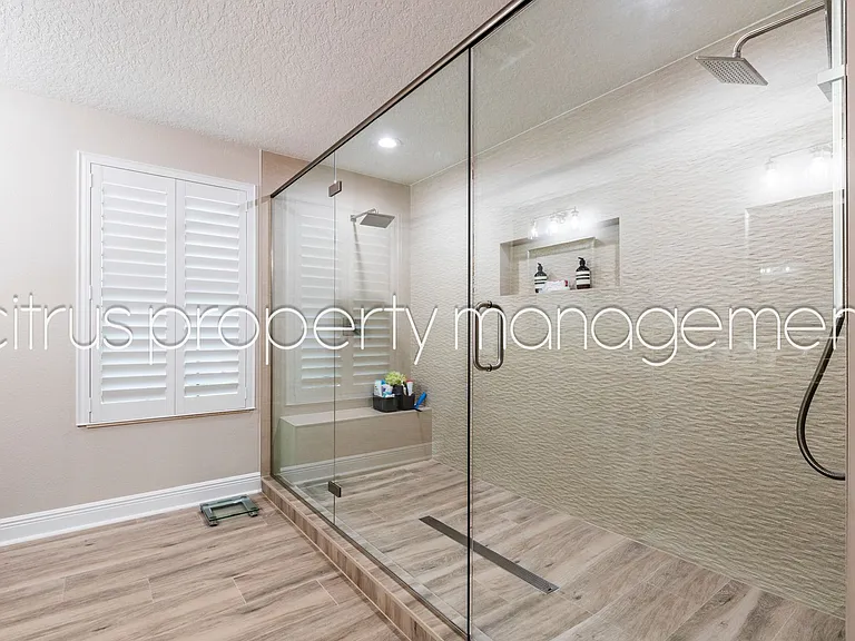 2052 Solar Dr — Photo 17