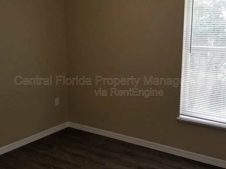 4040 Iveyglen Ave — Photo 4