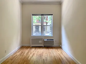 Rented by PocketBroker Inc